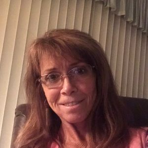 Meet your Posher, Debbie